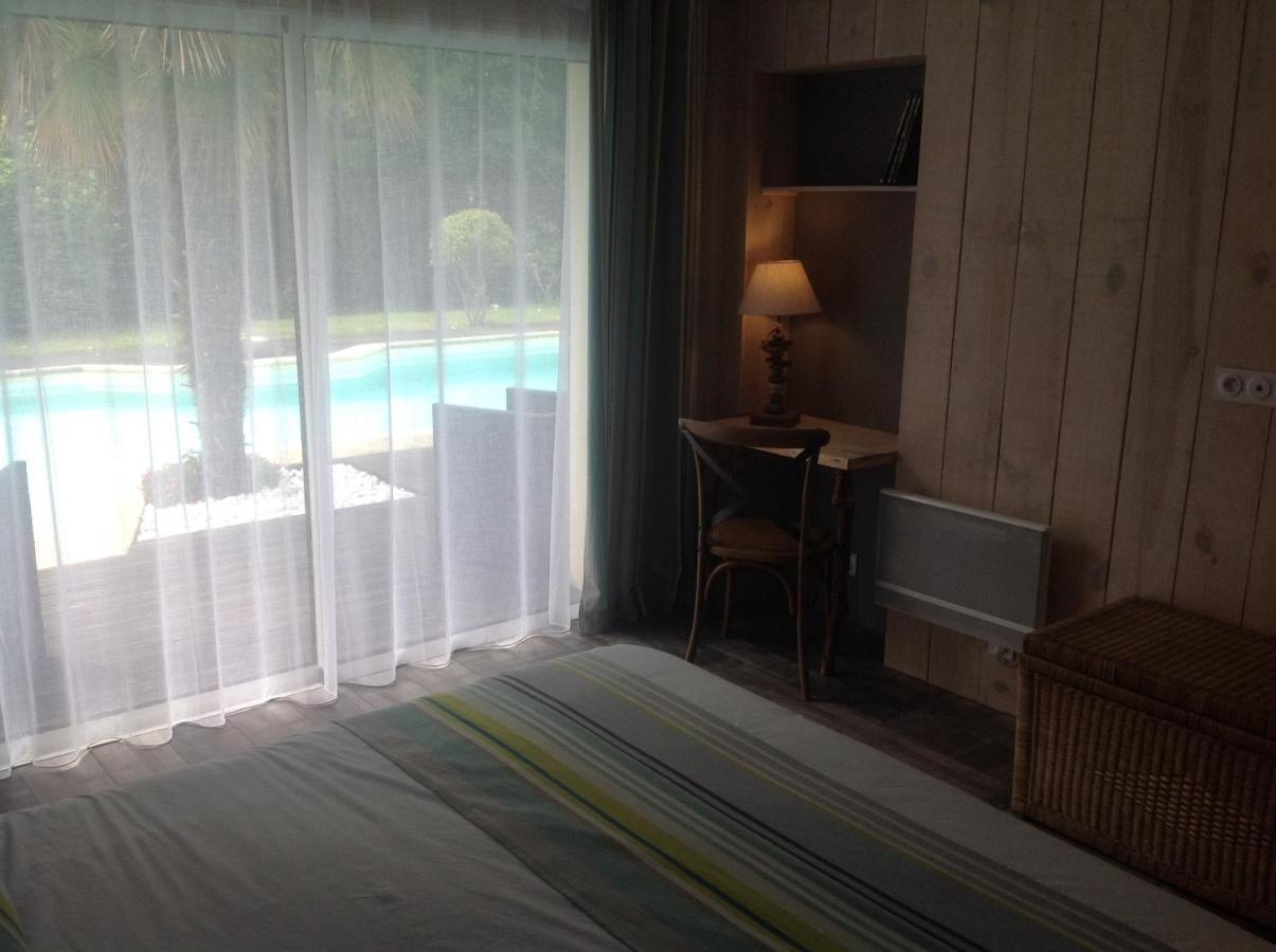Bed and Breakfast Les Rives Du Bassin Le Teich Esterno foto
